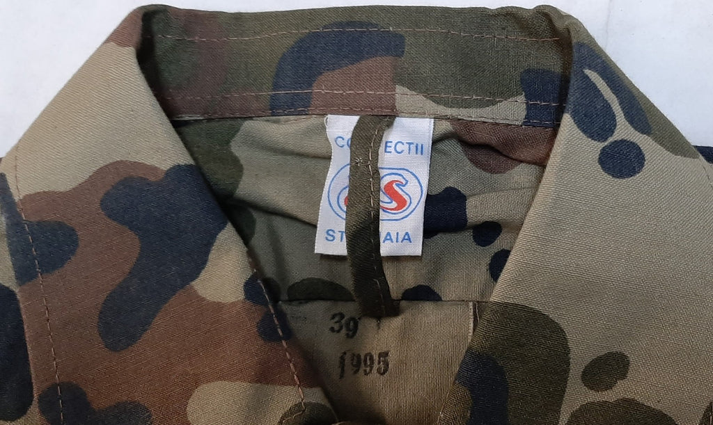 90s Camo Shirt Combat Long Sleeve with Sleeve Loops For Folding Up Collar 39cm
