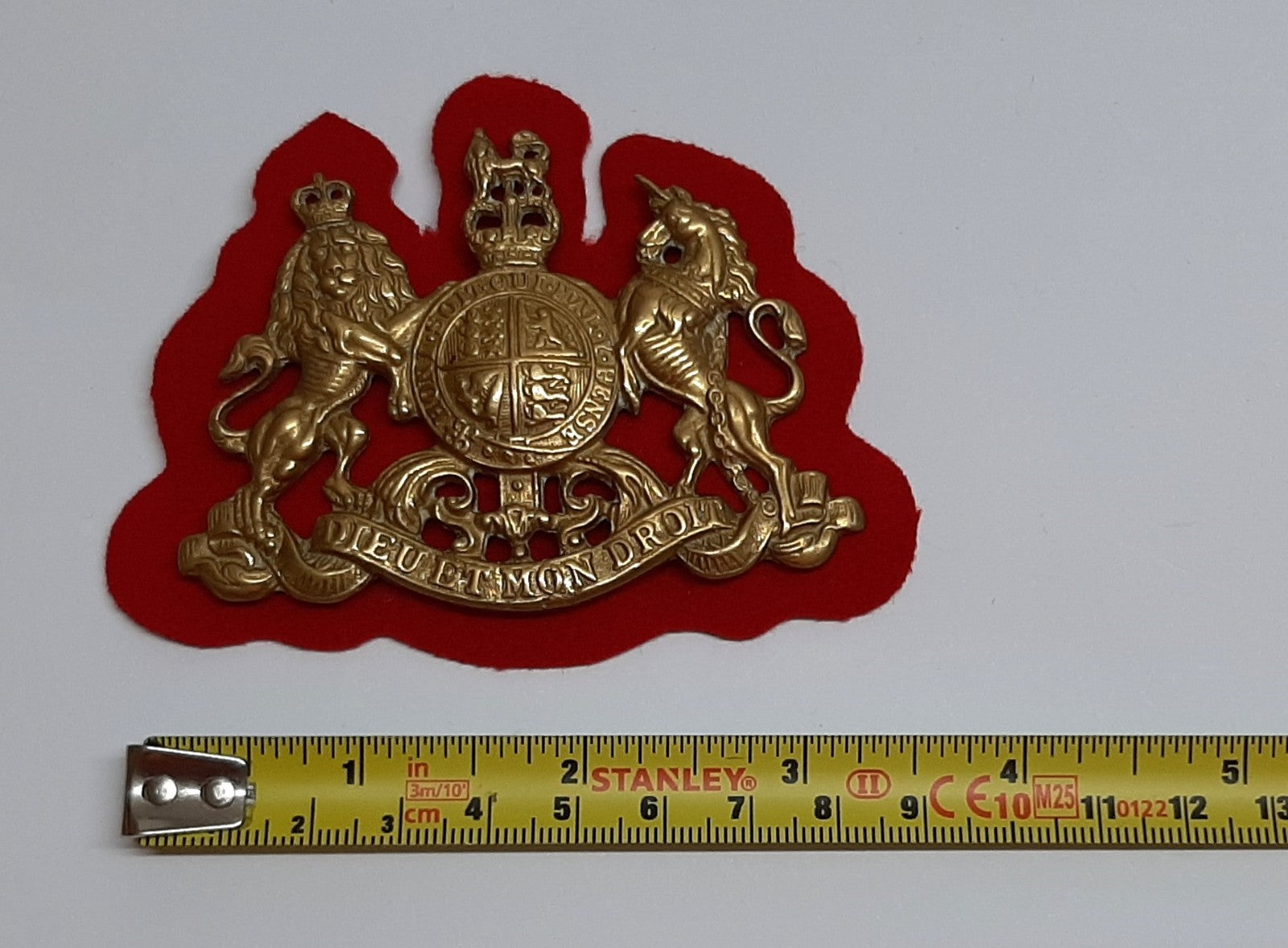 HCav Large Badge Coat of Arms General Service Scarlet Felt