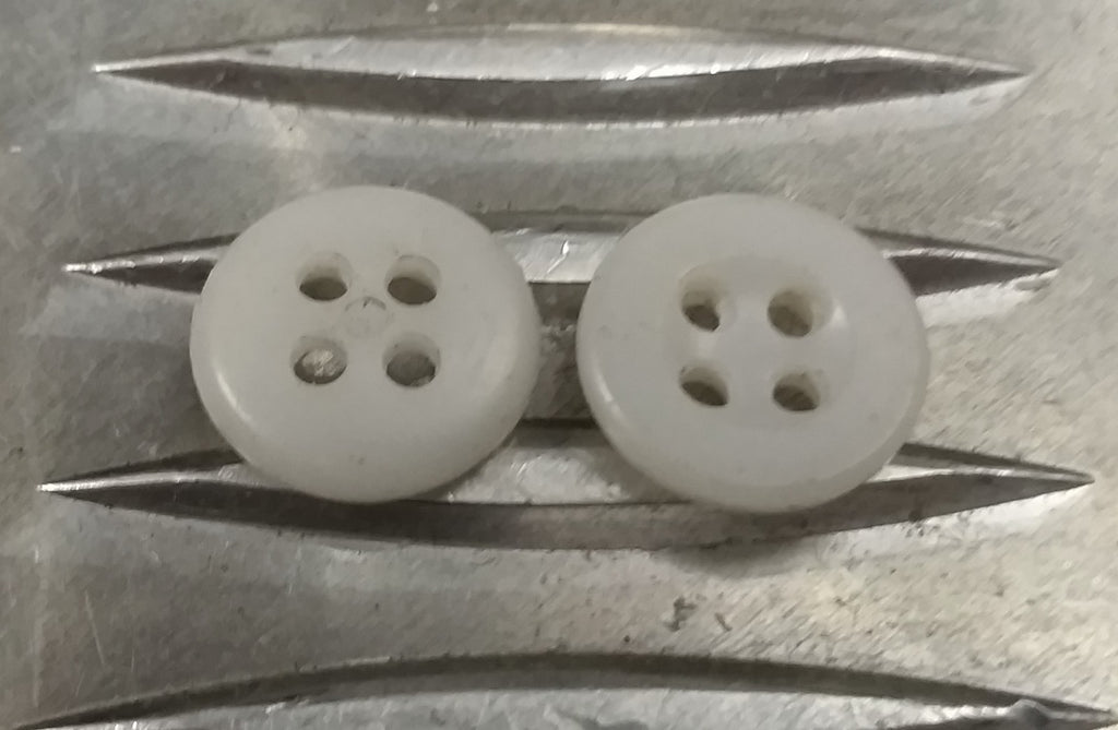 Genuine Vintage Issue 4 Hole Plastic Buttons Naval White X4 11mm