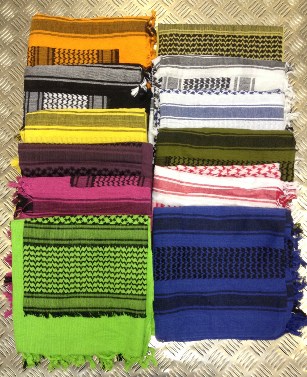 100% Cotton Shemagh / Arab Scarf / Pashmina / Wrap / Sarong. Green & Black - NEW