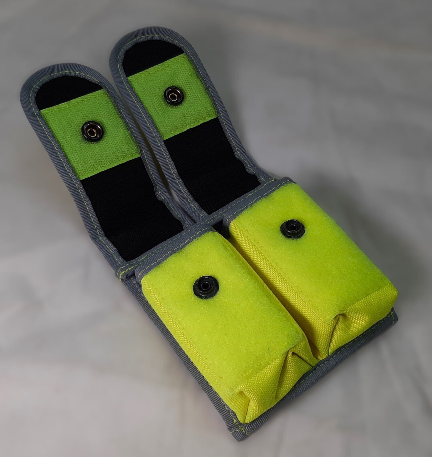 Magazine Ammo Pouch "Aegis" / "Safariland" Hi Viz Double Molle 9mm Mag Holder X2