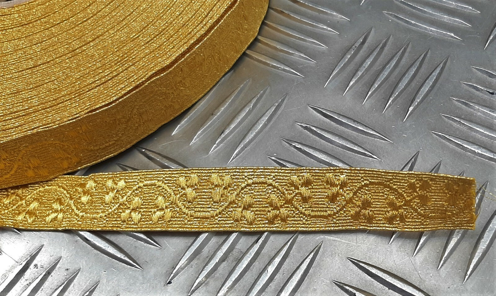 British Made Issue 19mm Gold Mylar Rank Shamrock Lace Braided Tape RC24