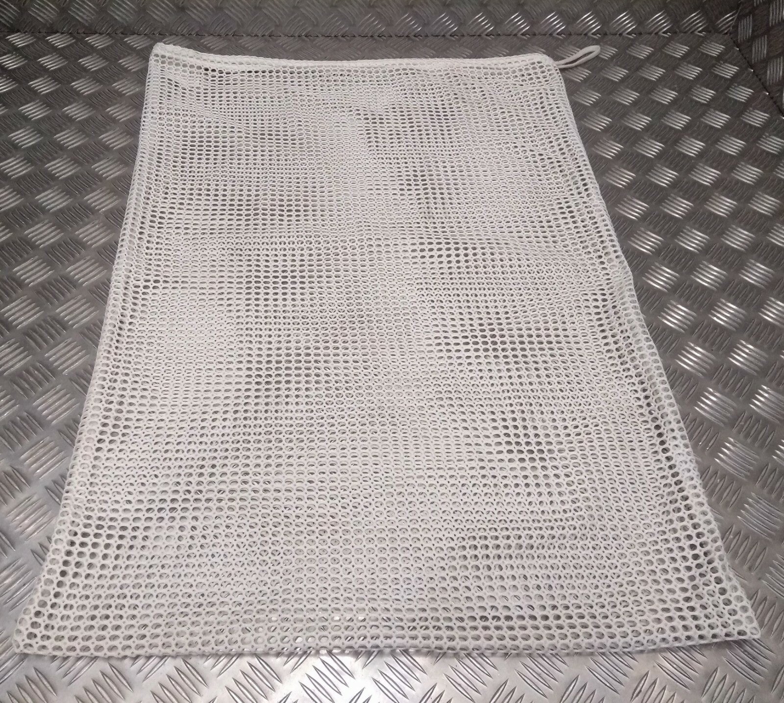 Genuine British Tri-Service White- Off White Mesh Laundry Linen Bag
