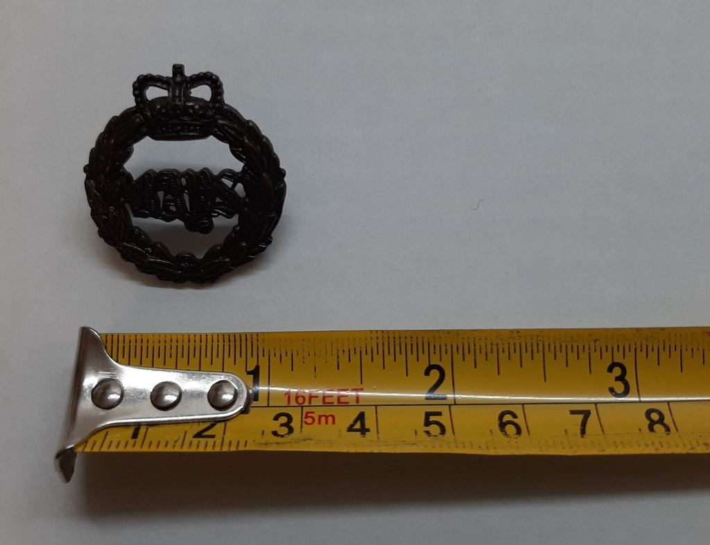 QDG Badge Queen's Dragoon GDS "BAYS" Bronze Colour
