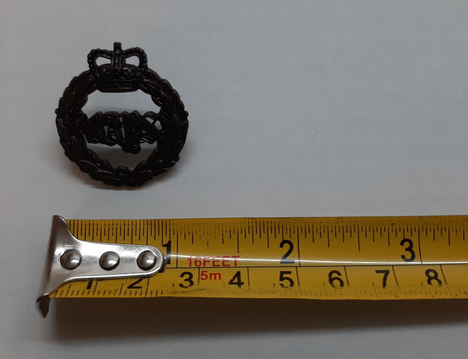 QDG Badge Queen's Dragoon GDS "BAYS" Bronze Colour