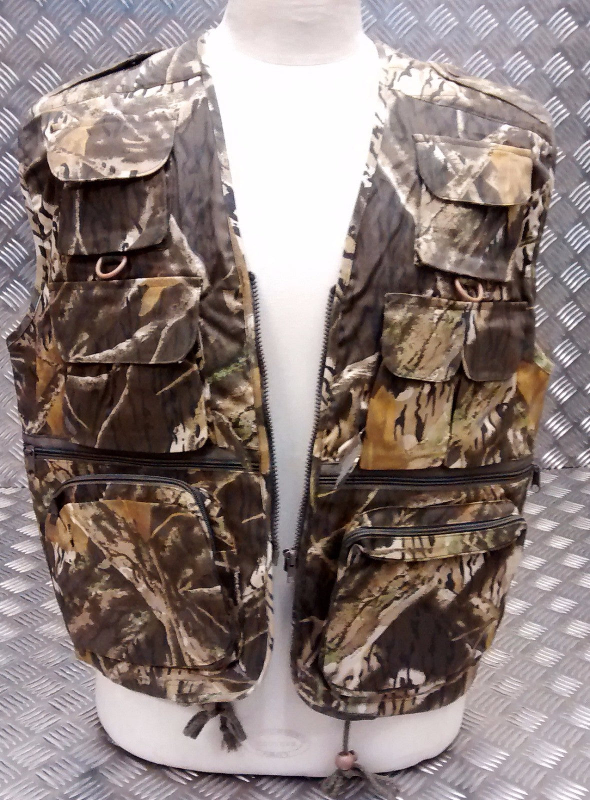 Fishing Hunters Photographers Multi Pocket Vest Military Tree Camo