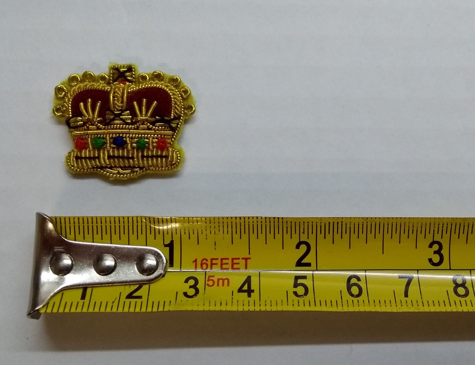 Army Crowns Gold With Crimson Padding Hand Embroidered H/E Insignia 7/8" 1 Pair