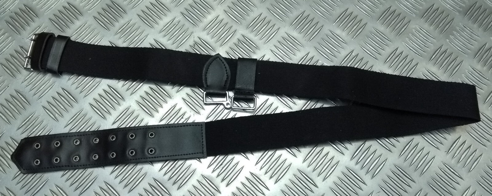 The Rifles Belt No Straps or Hook British Size 34"