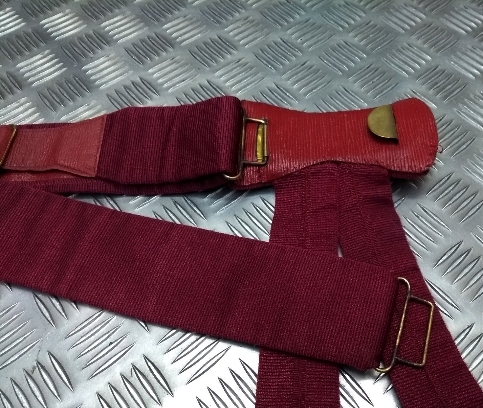 Crimson Waist Sash British Foot Issue For Ceremonies & Parade