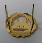 Lapel Egypt Badge Sphinx In Laurel Leaves With Prong Fixings Decorative Style