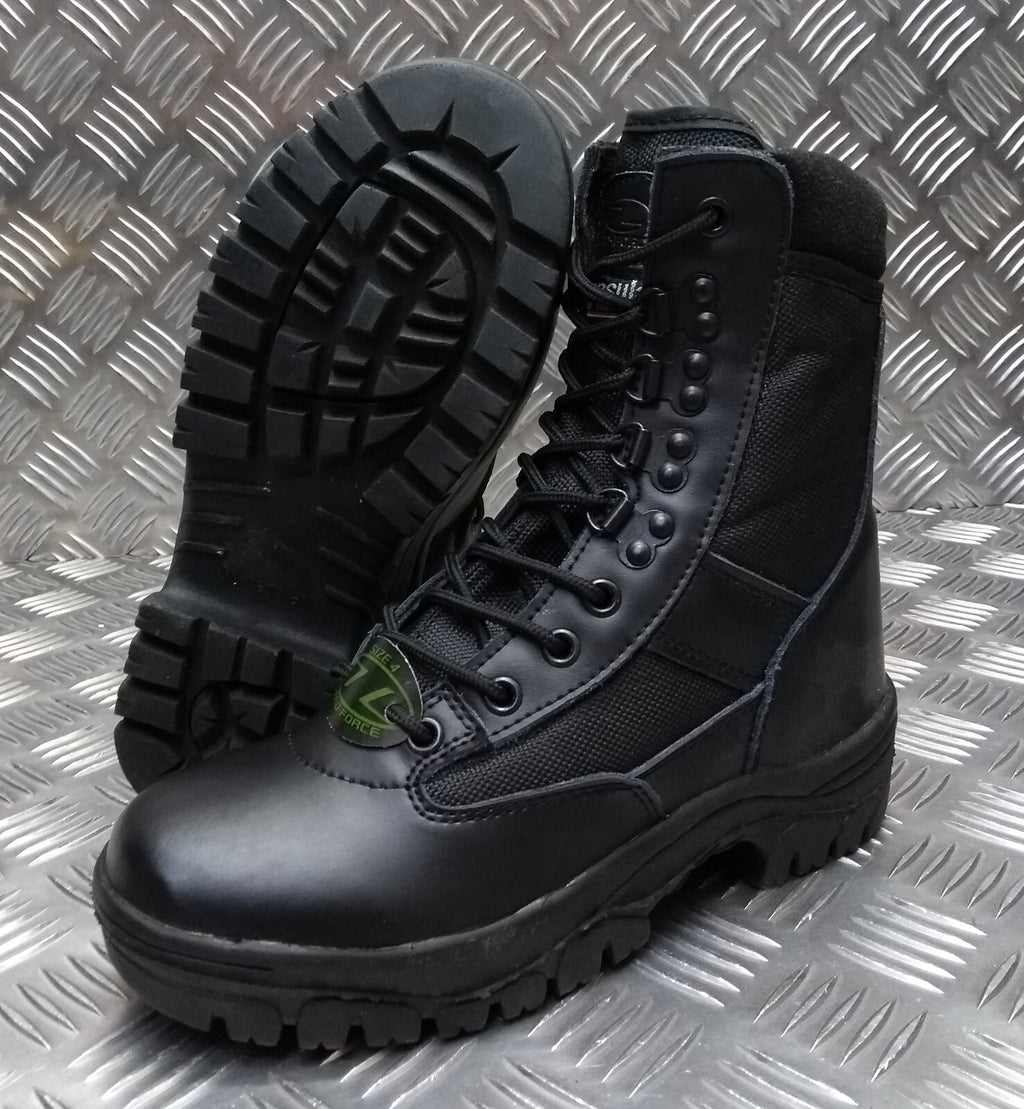 Lightweight Combat Boots With Shock Absorbing Anti Slip Soles Highlander UK4