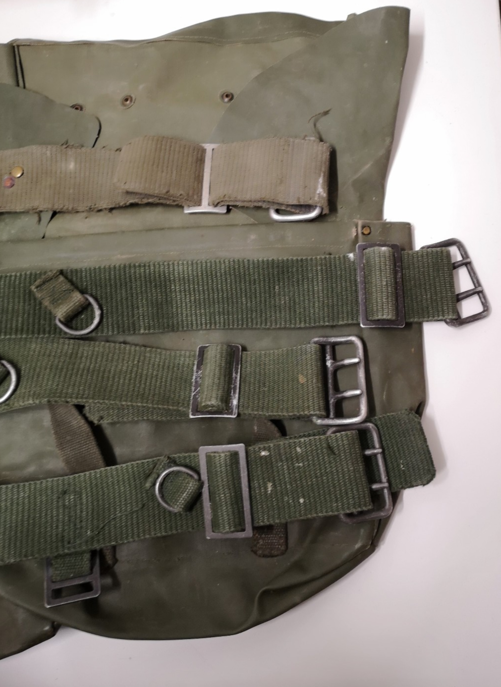 Vintage Army Issue Heavy-duty Backpacks x4 & Belts x4 Heavy Wear with Defects