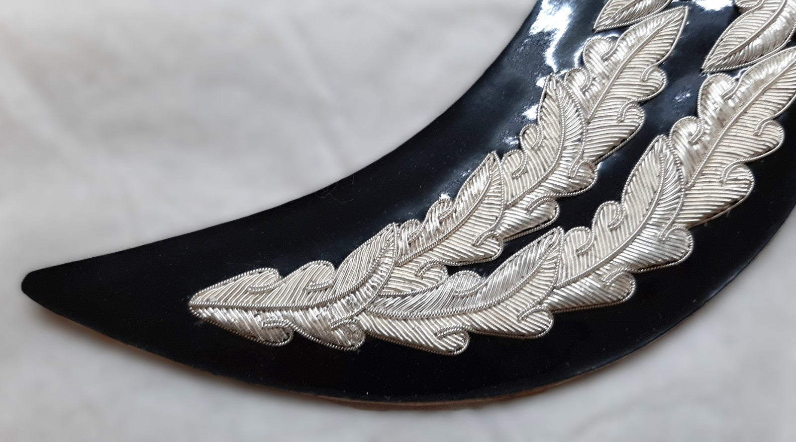 Officers Patent Peak Texon Board Two Row Silver Wire Oak Leaf Sprig Garnish