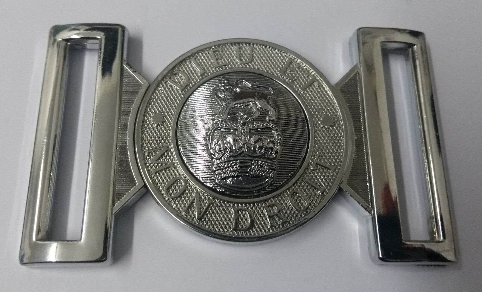 "DIEU ET MON DROIT" Ceremonial Chrome Buckle Locket