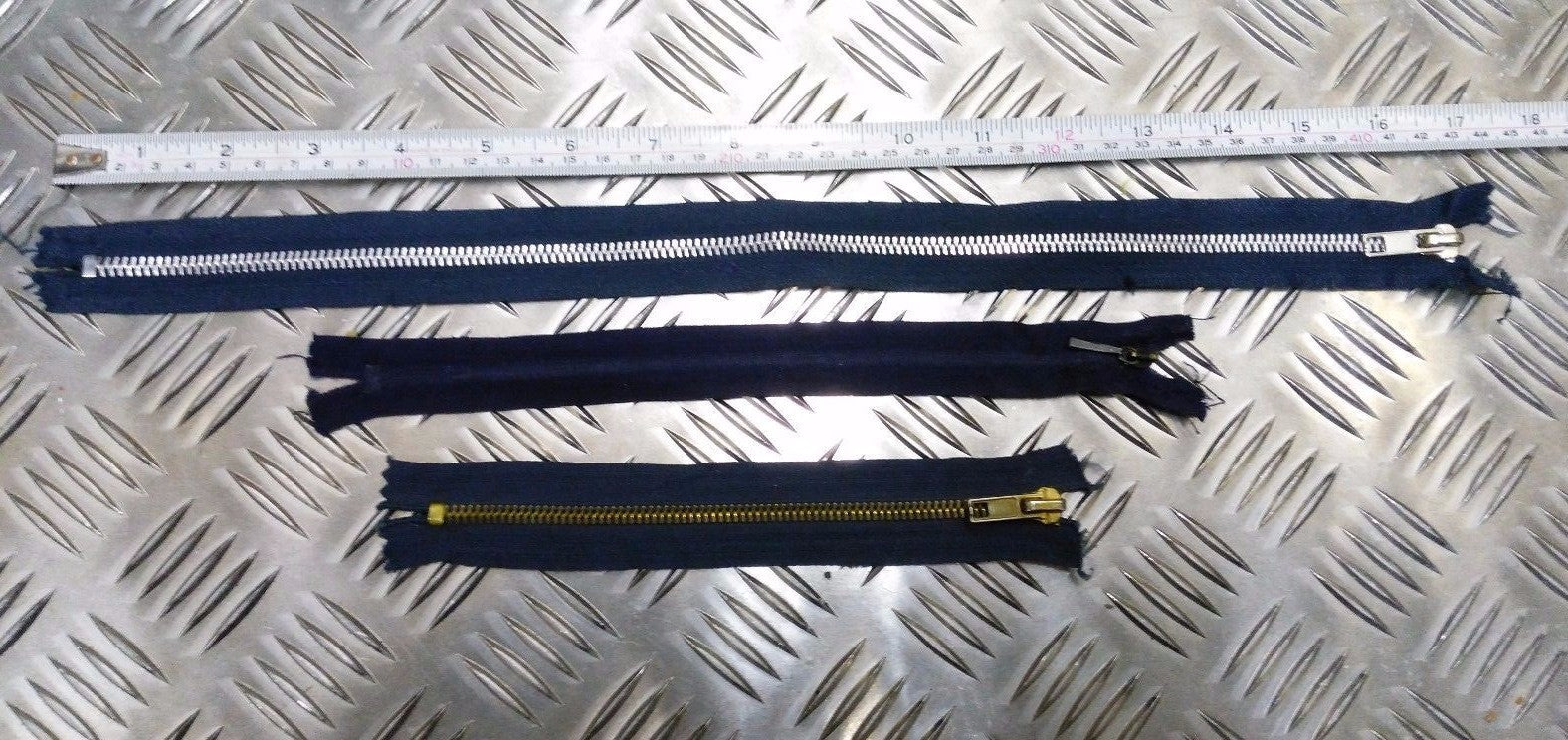 Genuine British Issue Blue Zips X3 7½"- 9½"- 16½" Assorted