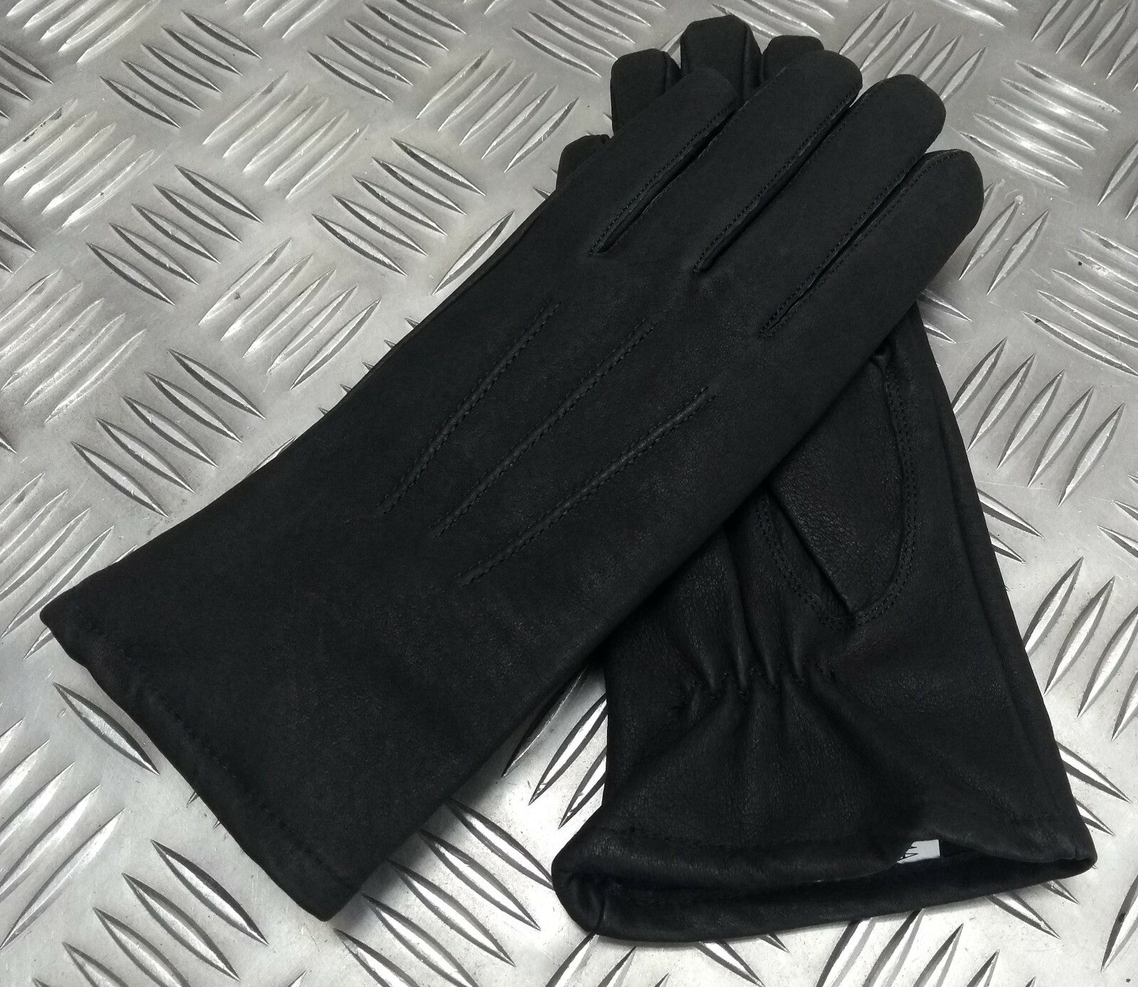 3 Dart Gloves Female Black Leather 3M Thinsulate Soft Lining Medium