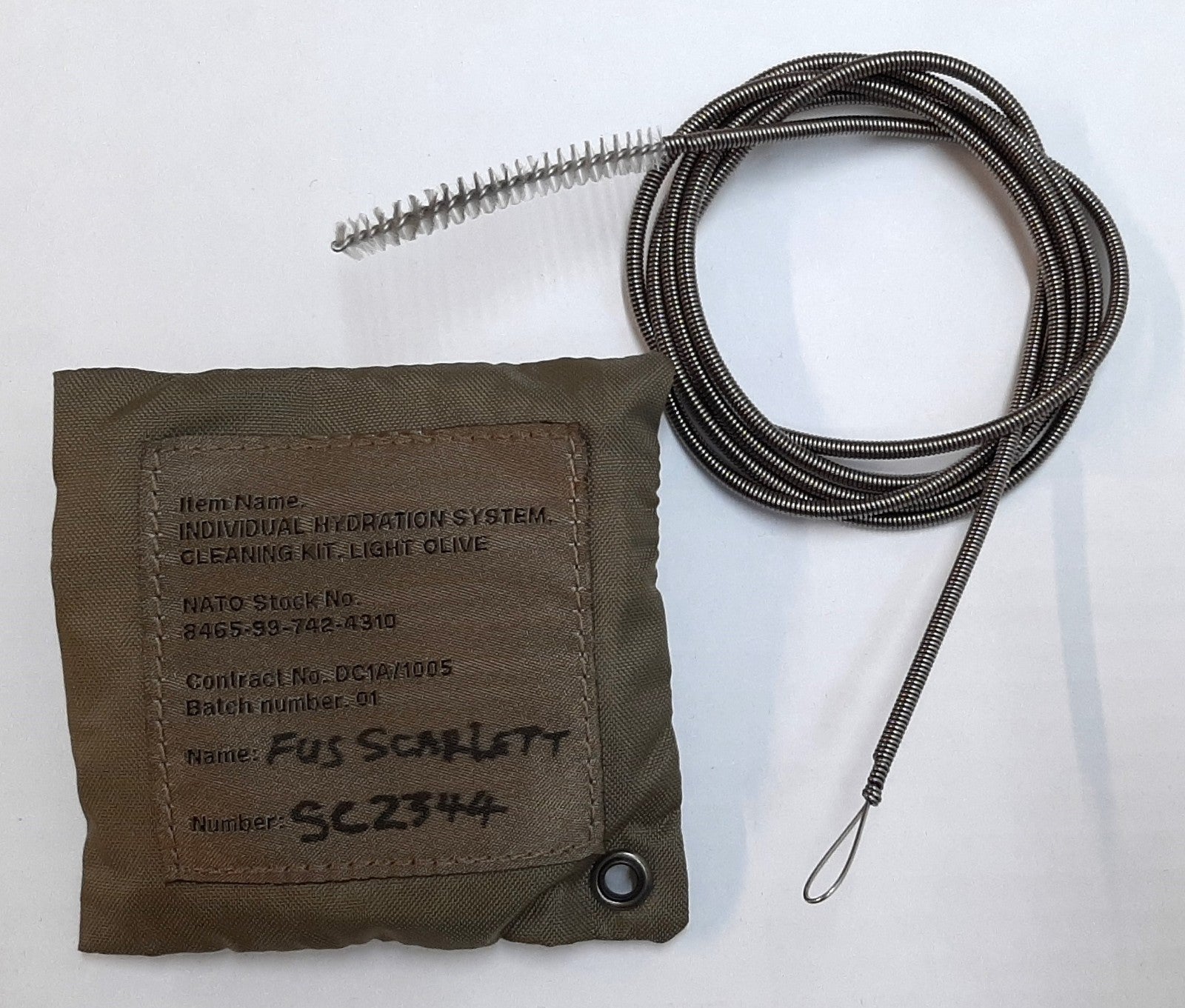 IHS Army Cleaning Brush British Hydration Hose Cleaner