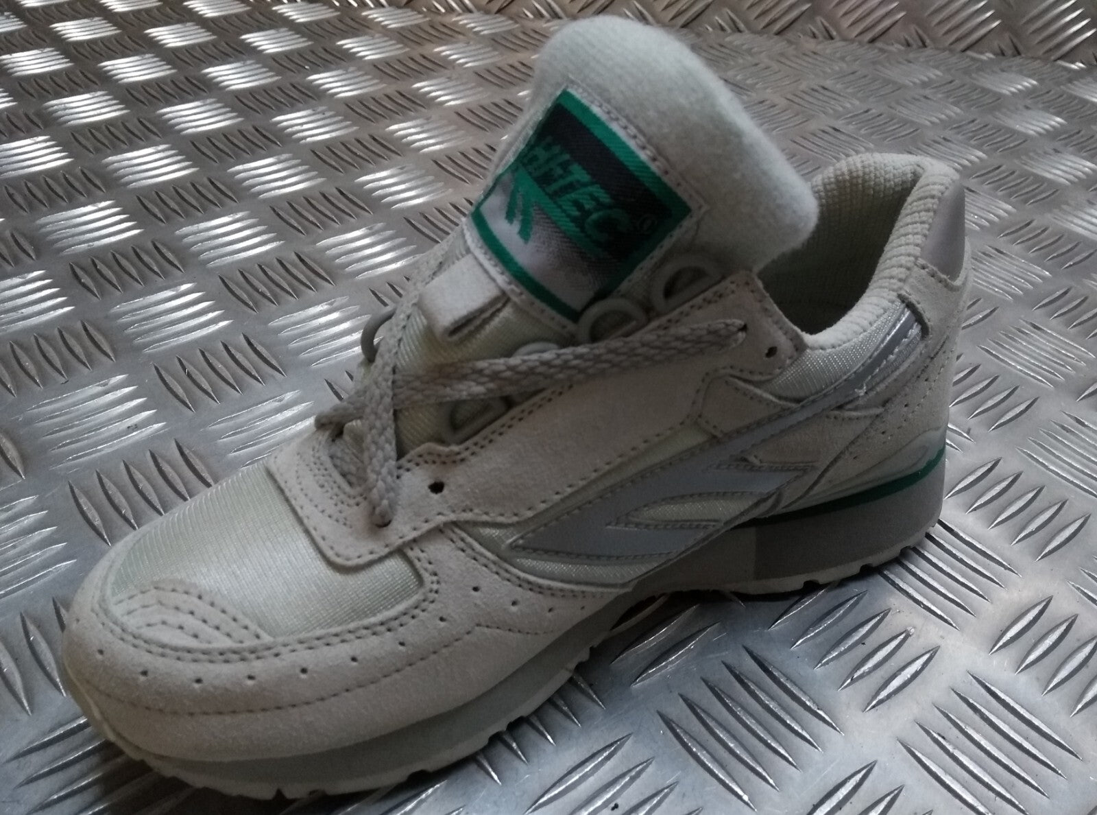 British Army Trainers Hi-Tec Silver Shadow Old Pattern UK Forces Training Shoe