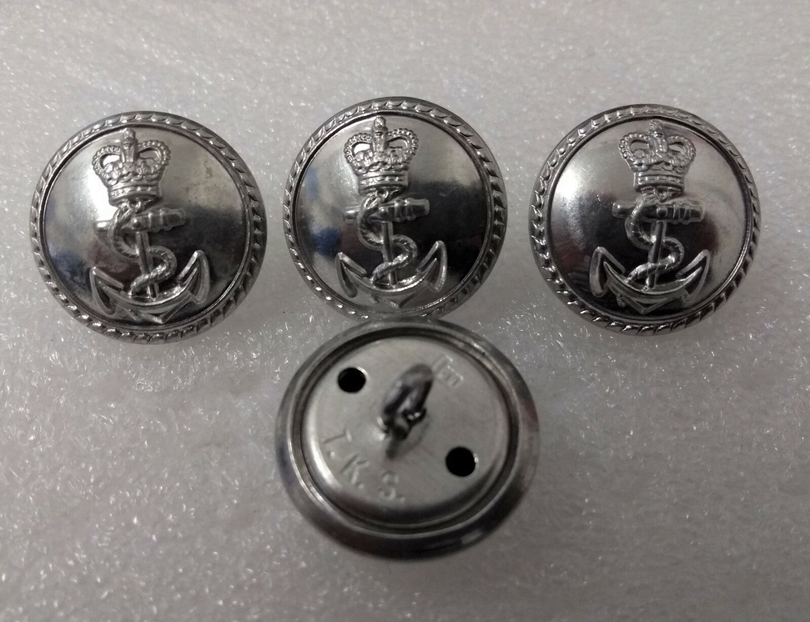 Genuine British Royal Navy Issue (RN) Silver Buff Anchor Insignia Buttons 36L