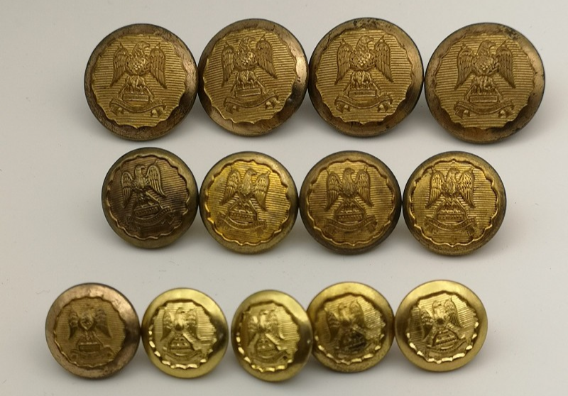 Royal Scots Dragoon Guards Offc. Frosted Ribbed Buttons 38L 30L 24L set of 13