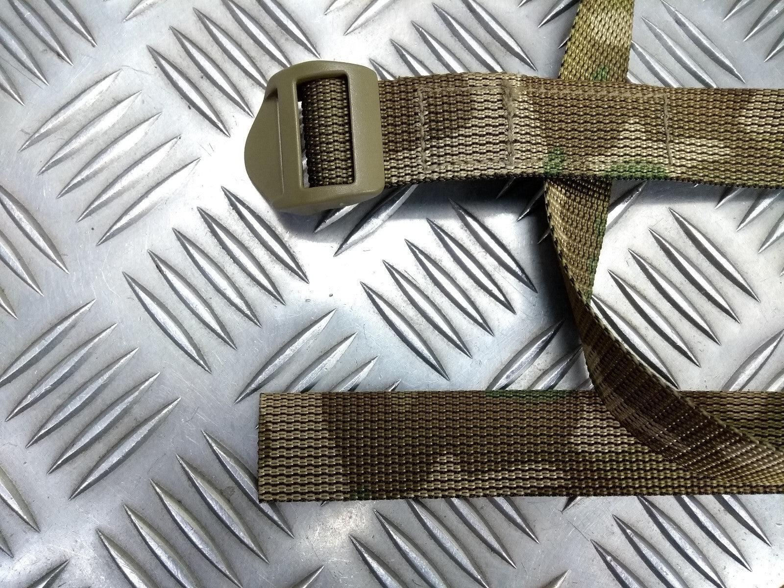 Osprey Side Pouch Yoke Utility Strap, MTP IRR PLCE, Genuine British