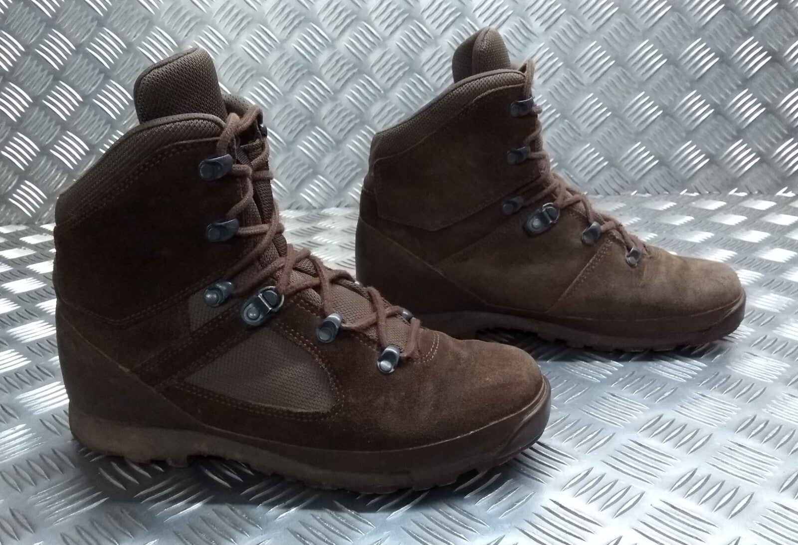 Haix Combat Boots Army High Liability B Suede Desert Footwear Full Spec 9W