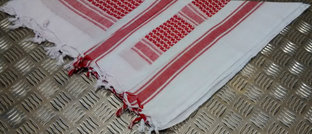 100% Cotton Shemagh / Arab Scarf / Pashmina / Wrap / Sarong. Red & White - NEW