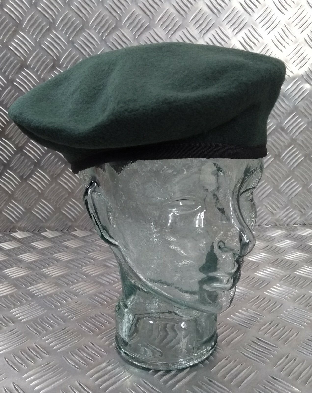 Beret Irish Green London H&S Size 61cm NEW
