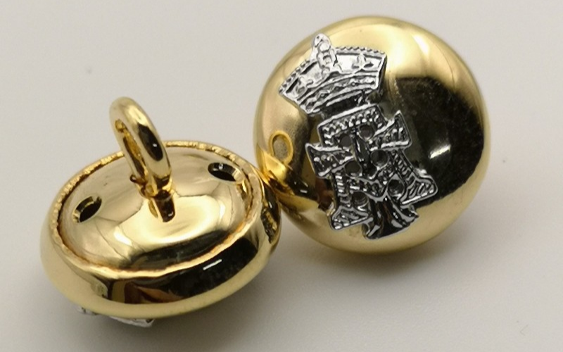 Yorkshire Regiment Mounted Insignia Buttons 22L x2