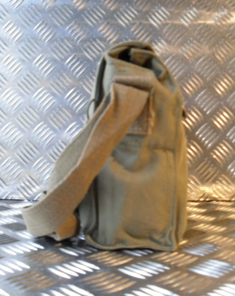 Genuine Army, Vintage Gas Bag. Side / Shoulder / Messenger Bag - G1