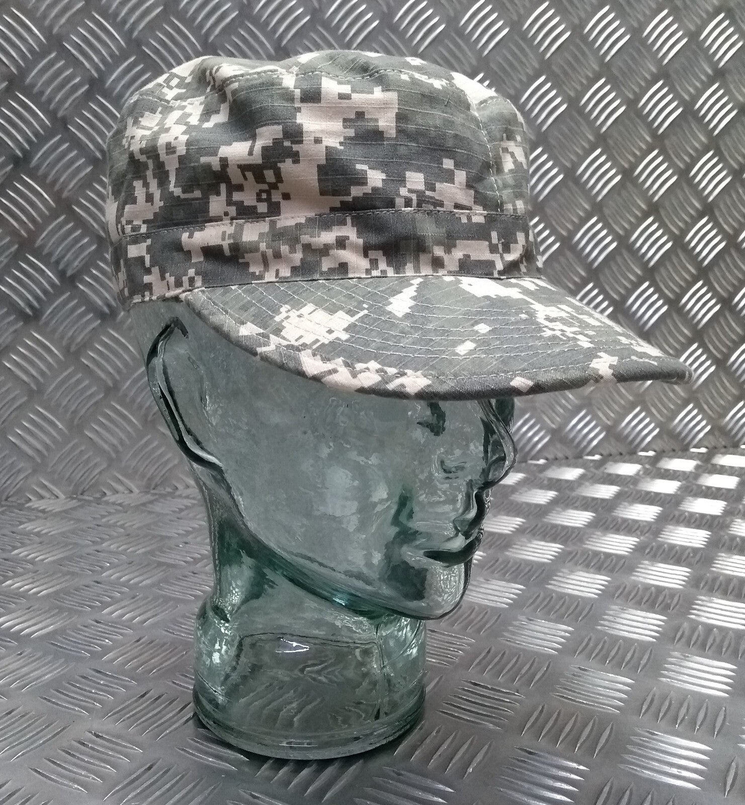 ACU Digital Patten Camouflage Crap / Patrol Hat / Combat Cap Size Large - NEW