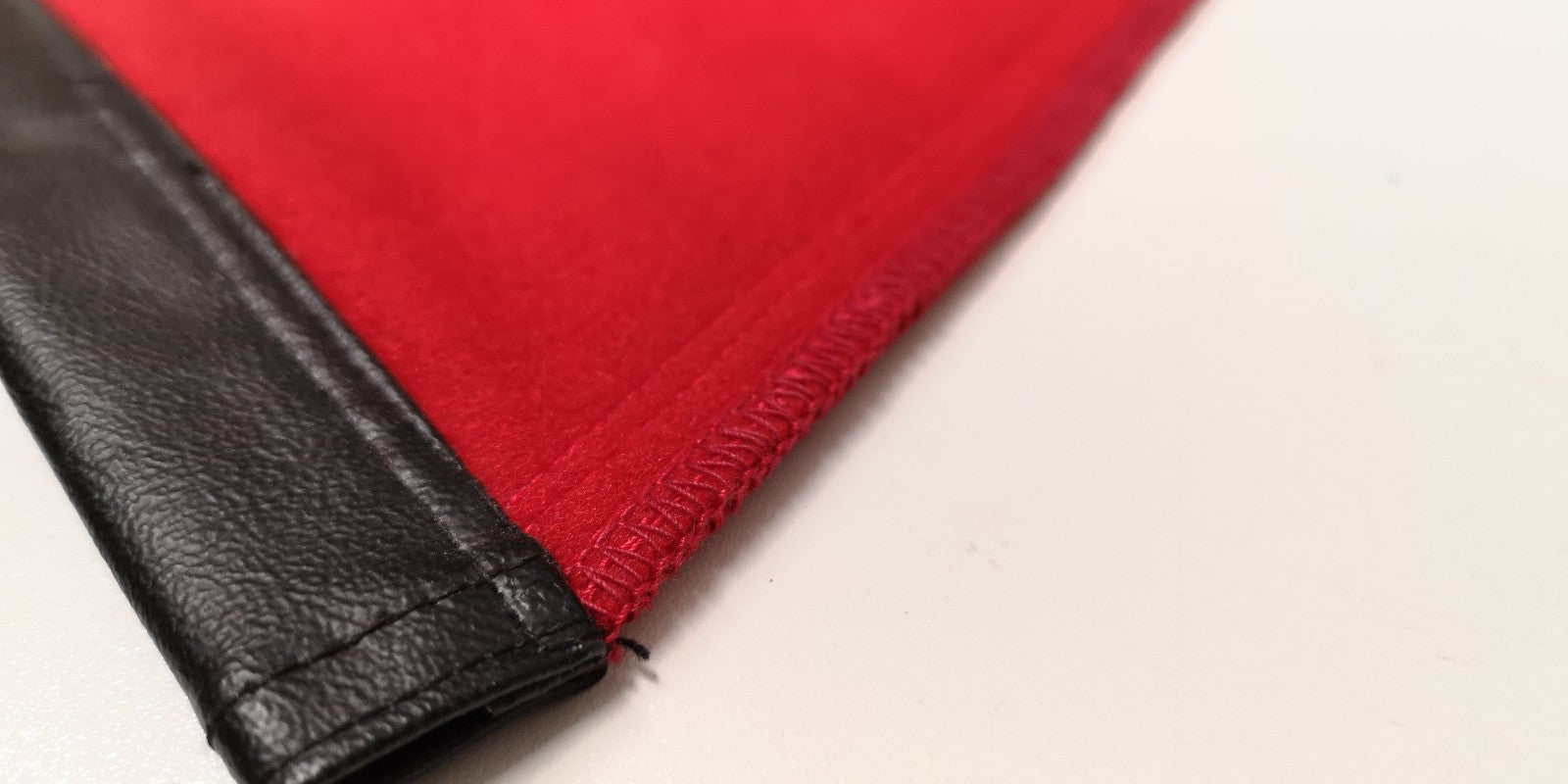 Distinguishing Signalling Plain Red Triangle Flag Pennant 25 x 15cm