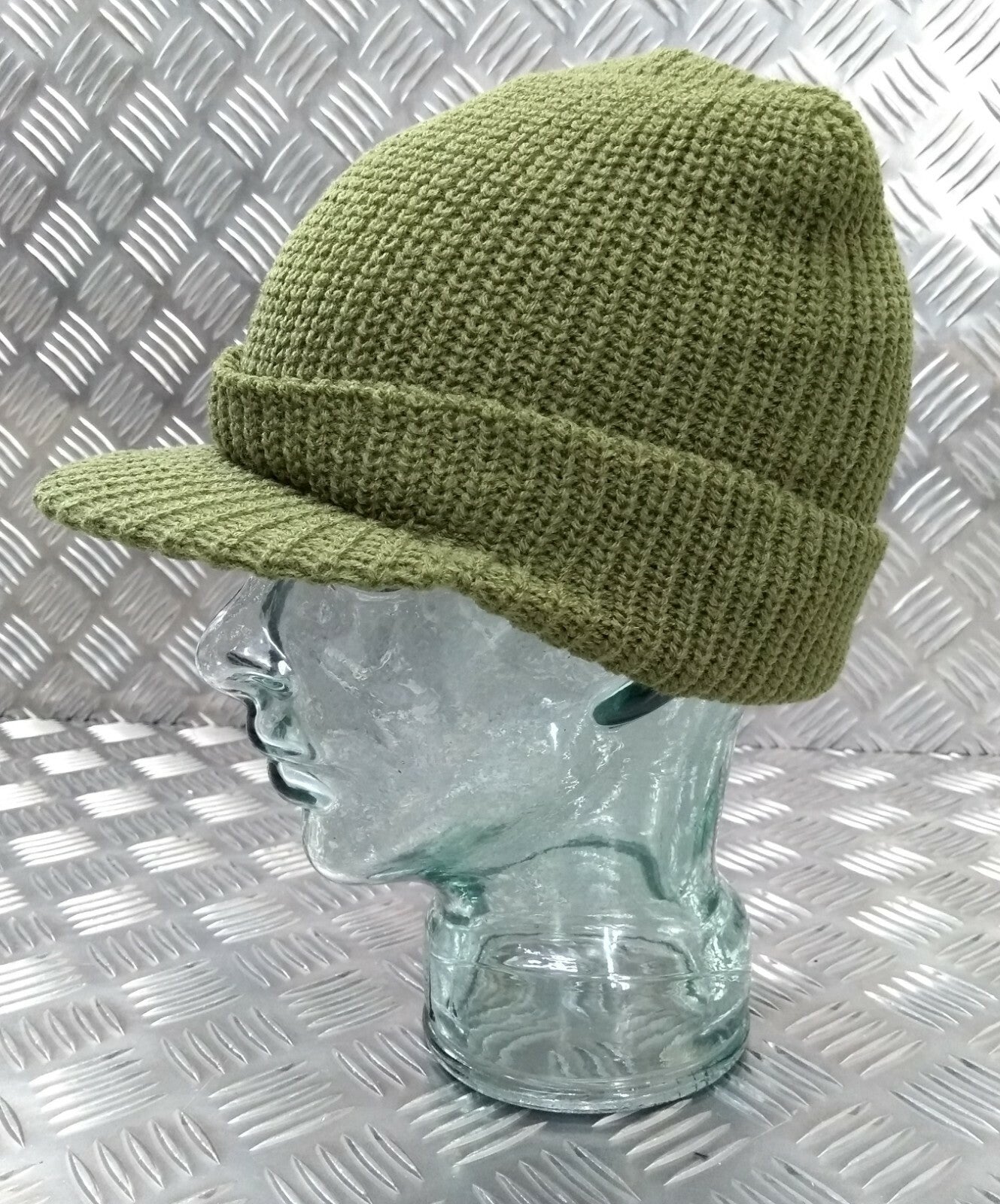 Green Peak / Peaked Beanie Hat / Radar Cap - One size - BRAND NEW