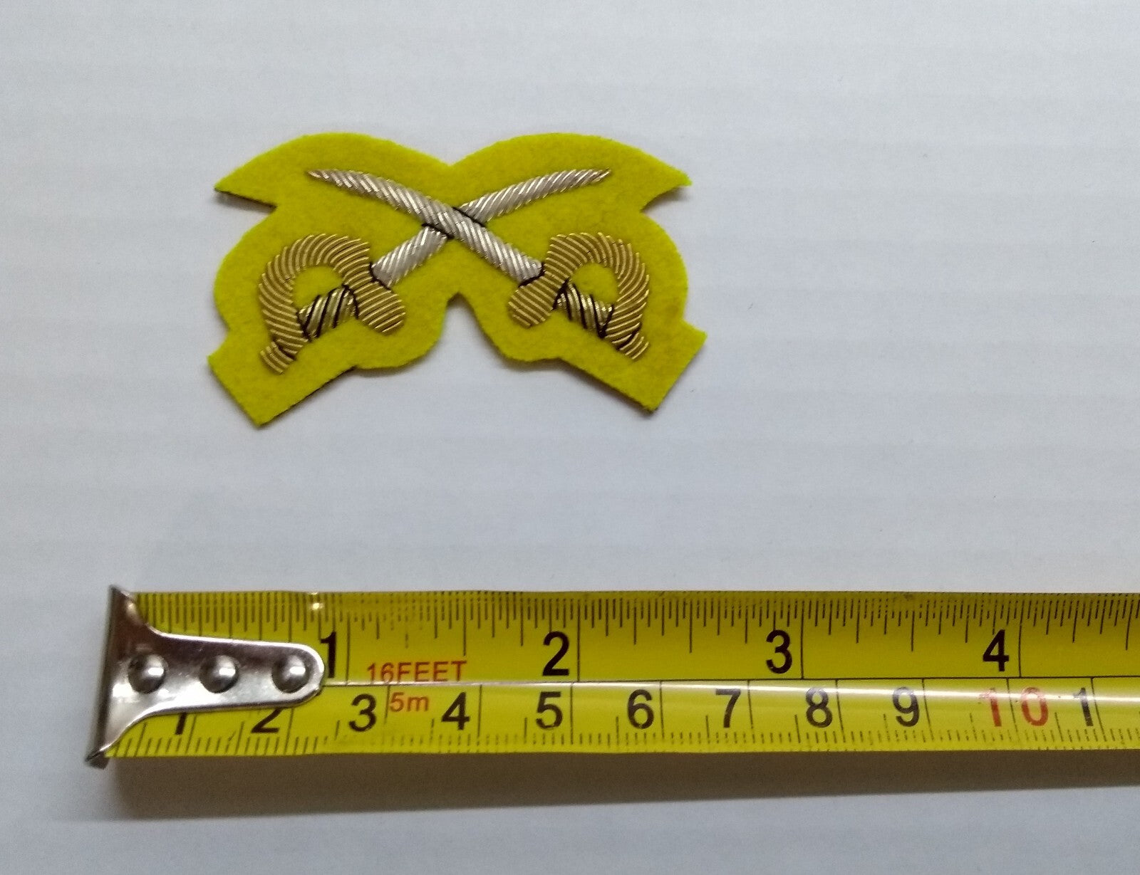 Mess Kit Badge PtI Cross Swords Yellow Cavalry British Hand Embroidered Patch