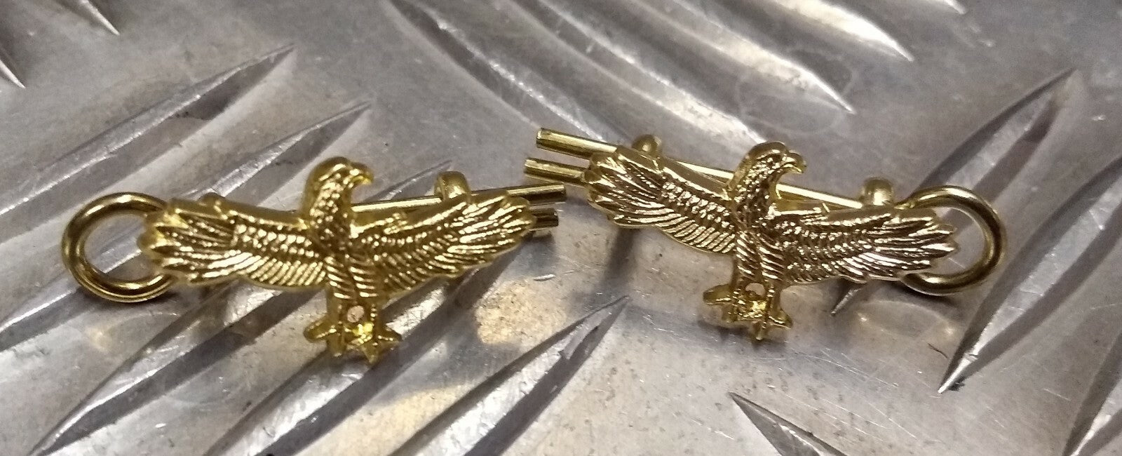 Genuine Issue RAF Royal Air Force Type Wingspan Eagle Matching Metal Badges MFCD6