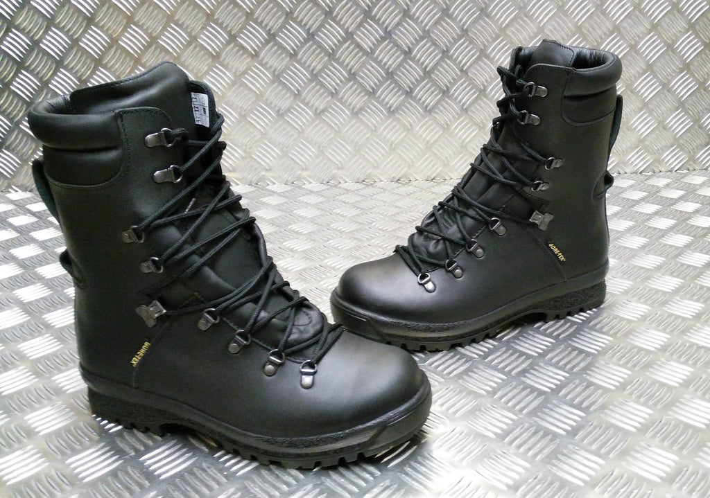 Genuine British Goretex Cold Wet Weather Assault Black Leather Boots