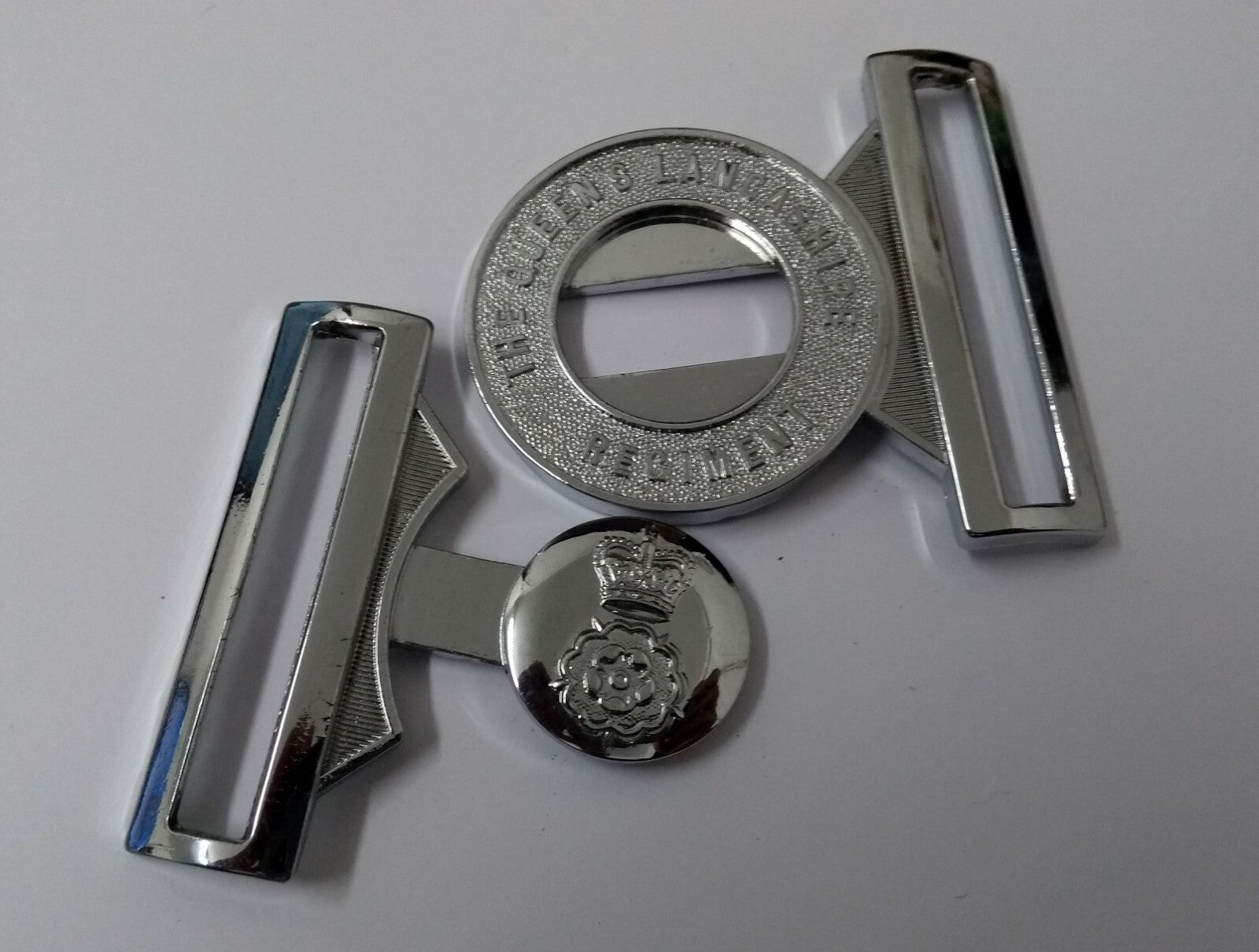 Genuine British Army The Queen's Lancashire Regimental Chrome Belt Buckle - NEW