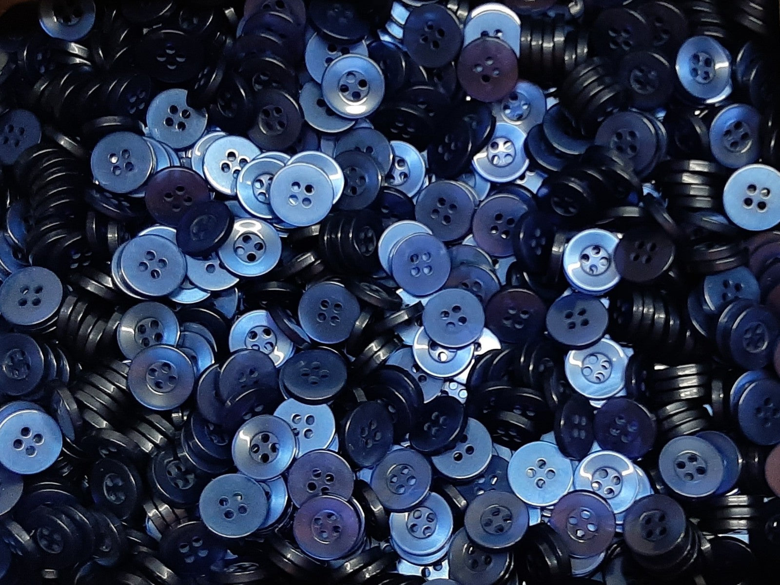 Buttons 50 Vintage 4 Hole for Dress Shirts Pearlesque Blue 12.7mm NOS