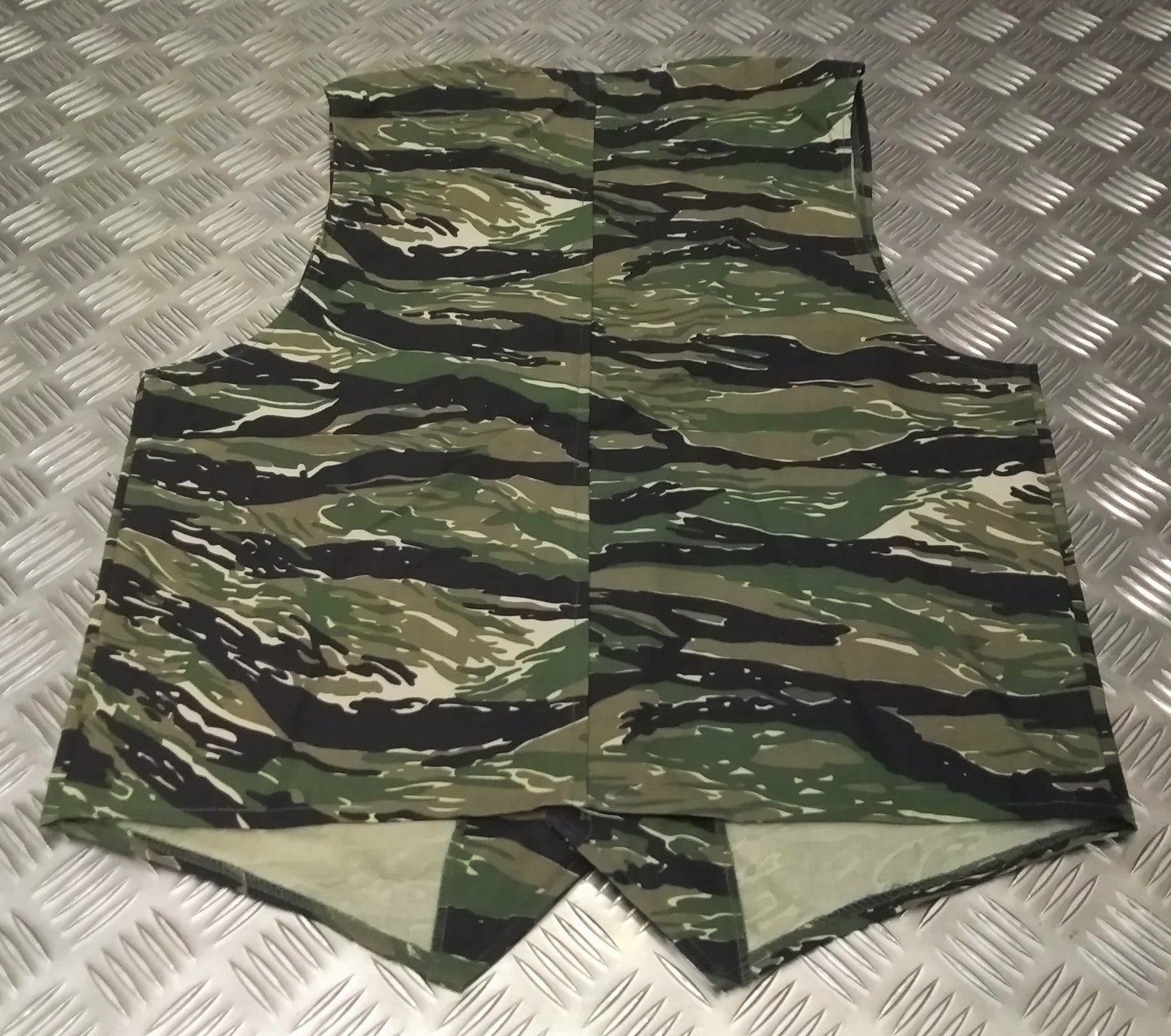 Boys & Girls Lightweight Waistcoat Fancy Dress Camo Combat Army Soldier