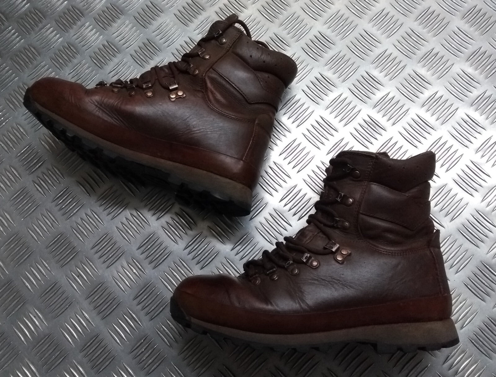 British AltBerg Assault / Patrol / Combat Army Boots Brown Leather All Sizes