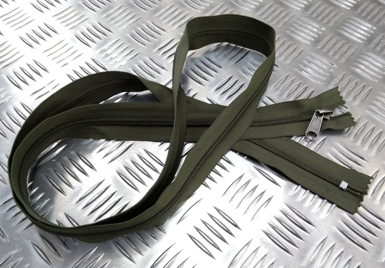 Genuine British YKK 152cm Closed End Green Heavy Duty Zip Zipper