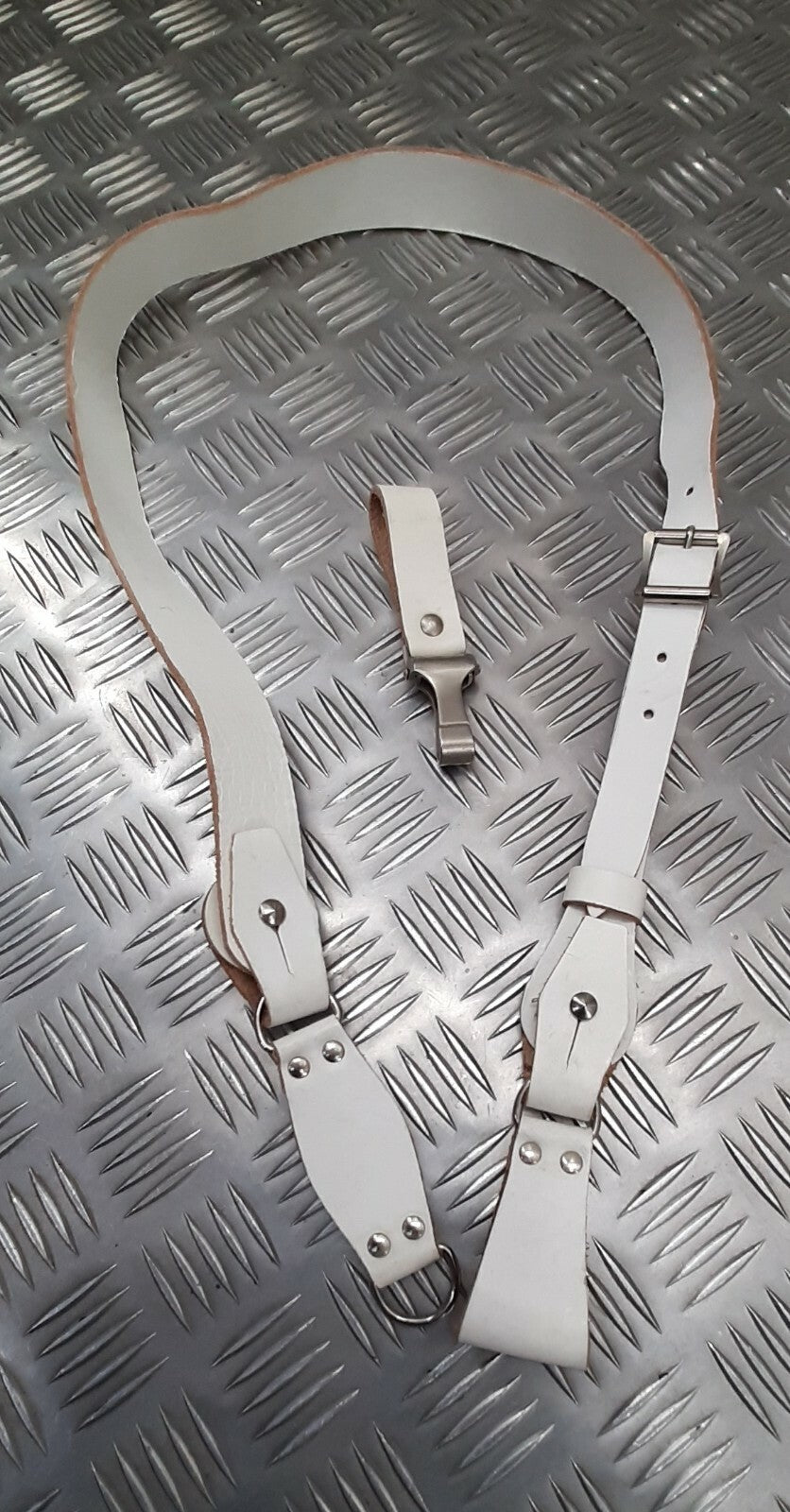 Vintage Sam Browne Strap Shoulder Cross Over White Leather Issue