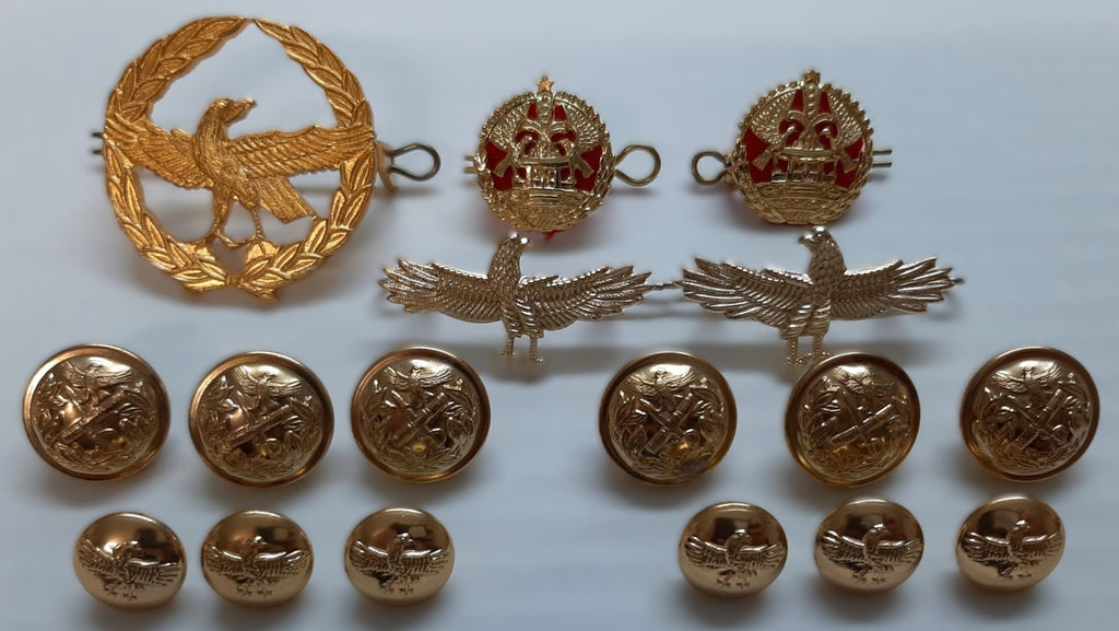 Badges and Buttons British Made 17 Piece Set For Collectors