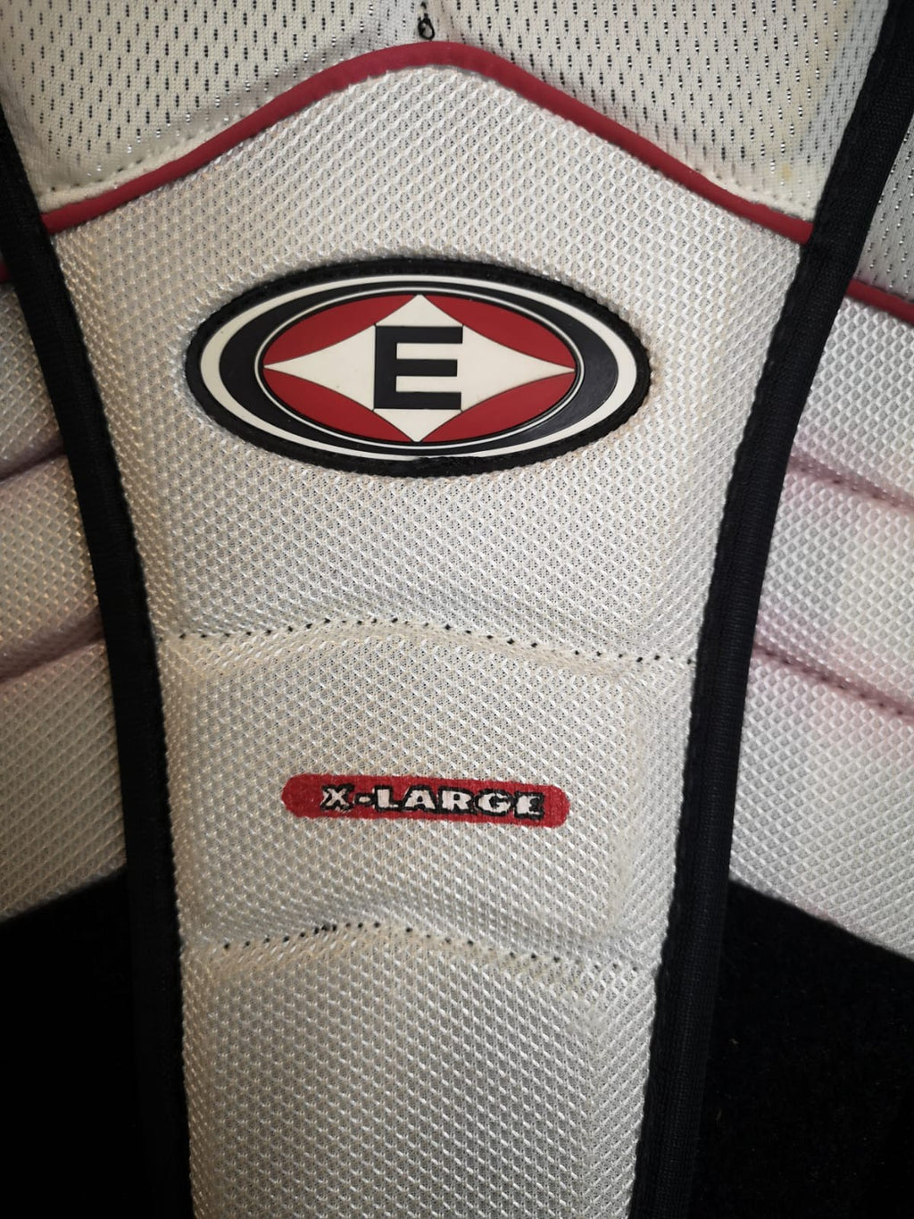 Easton Spine Tec Body & Shoulder Protector GEN IV SP Synergy C8SR XL White Black