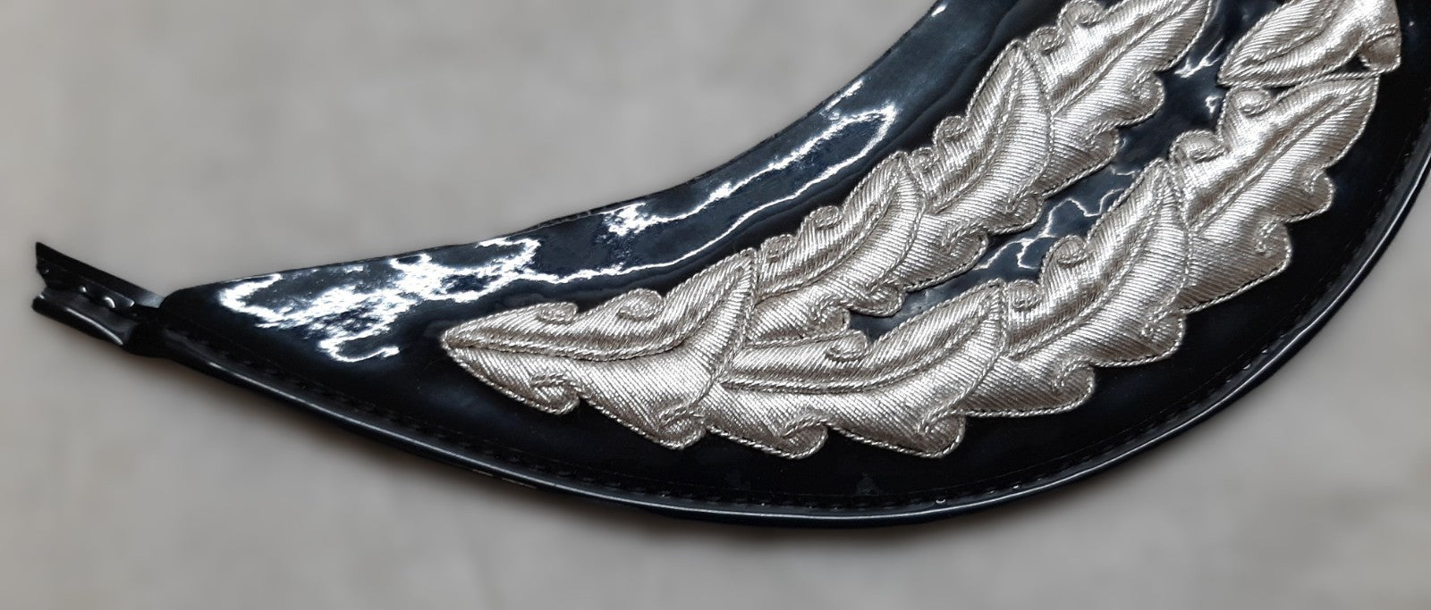 Officers Patent Peak British Forces Two Row Silver Braid Oak Leaf Sprig Garnish
