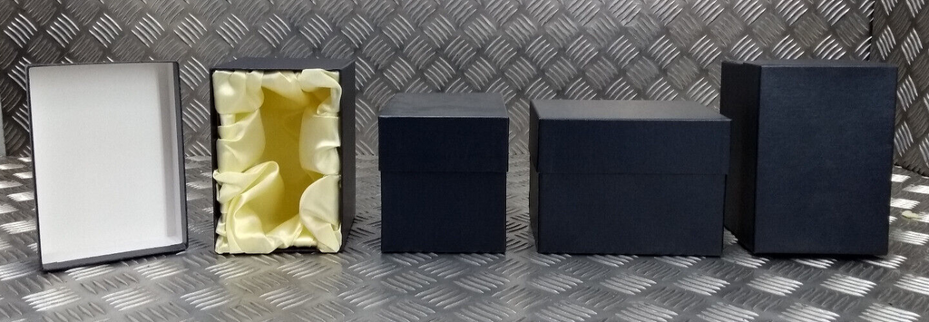 Dark Blue Gift / Storage Boxes with Cream Canvas Lining & Removable Lid x4