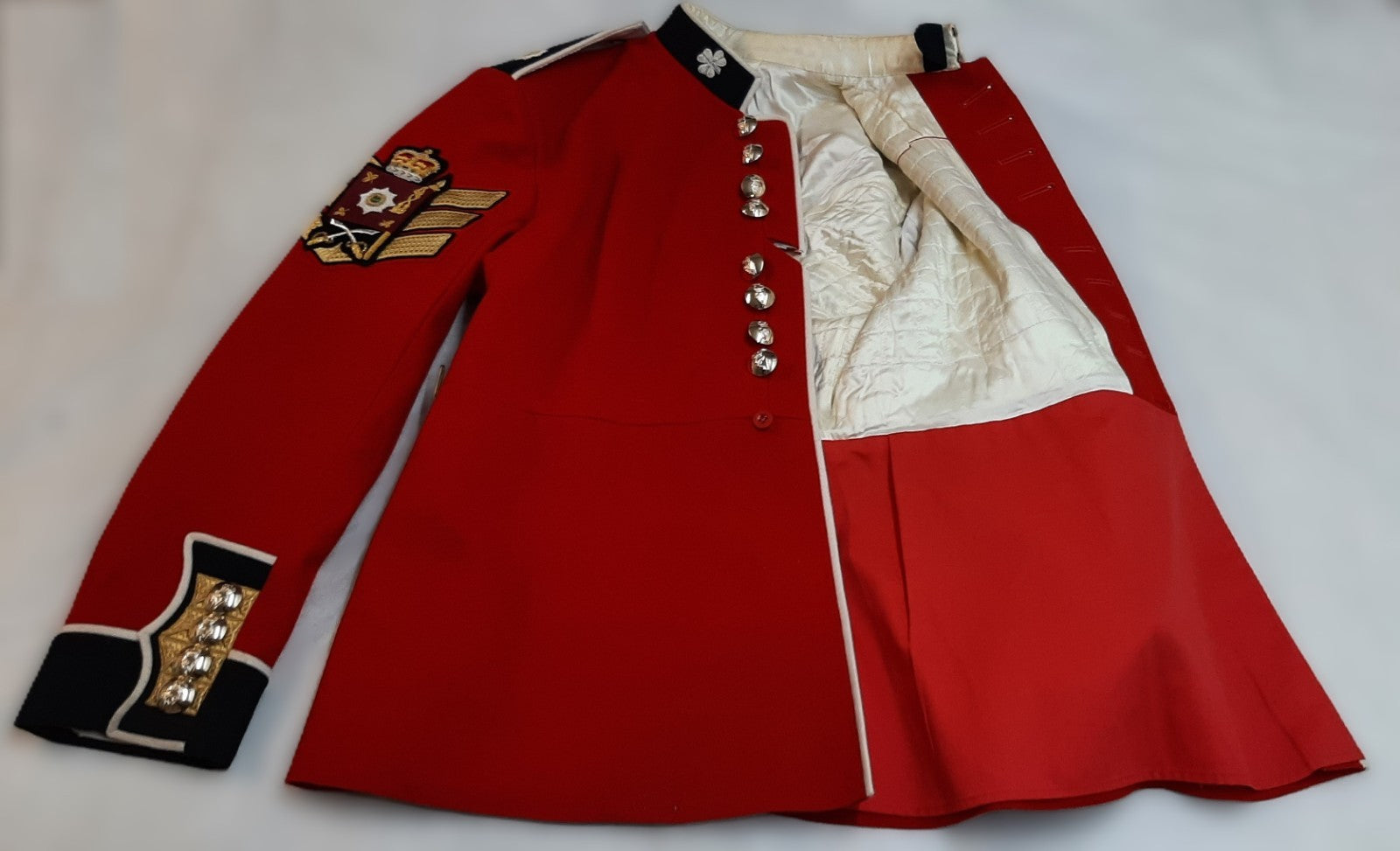 British Army Irish Red Tunic Scarlet Jacket IG With Gold Detail Good Size