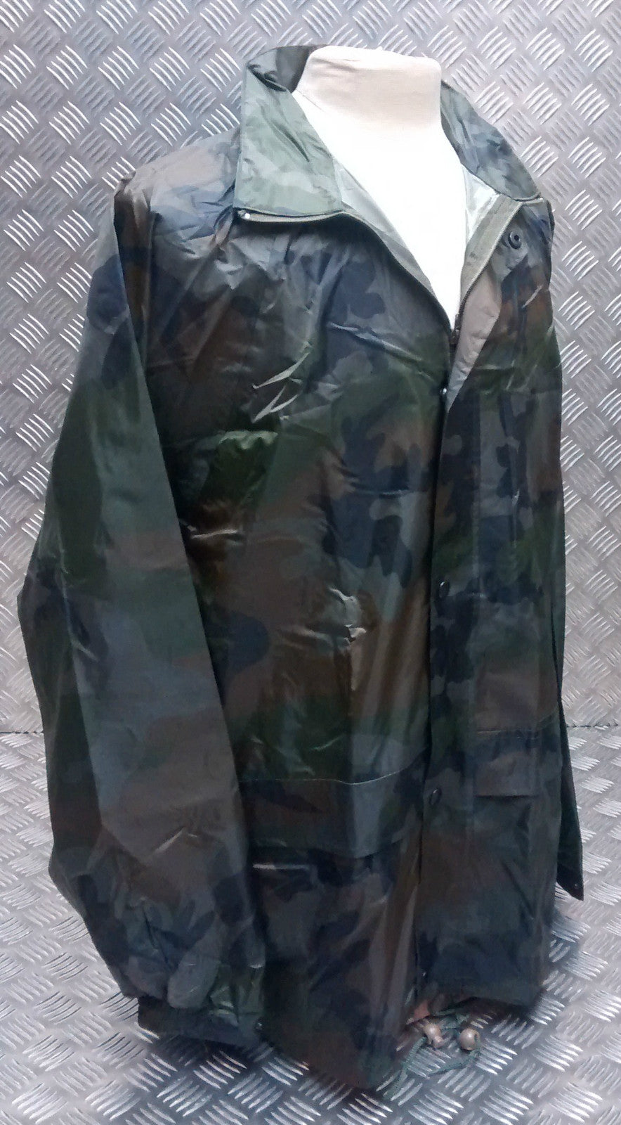 100% Waterproof Foul Weather Camouflage Jacket Military Style - NEW