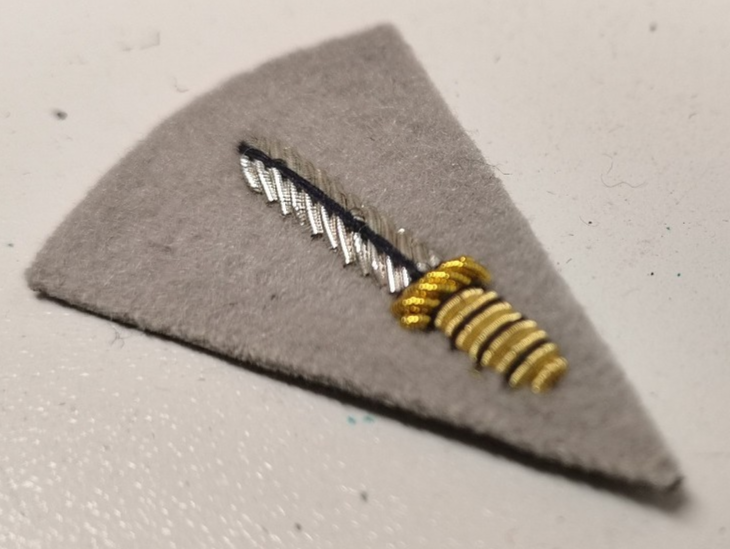 Intelligence Corps Dagger Patch on Grey Felt Embroidered Wire Braided Mess Kit