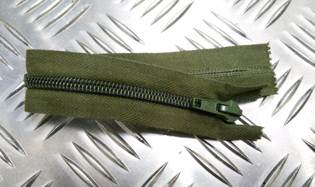 Genuine British Issue 8" Closed End Green Zip / Zipper H Duty
